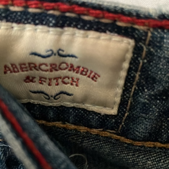 Abercrombie & Fitch: Mid-rise bootcut Jeans- 8L - Picture 2 of 16